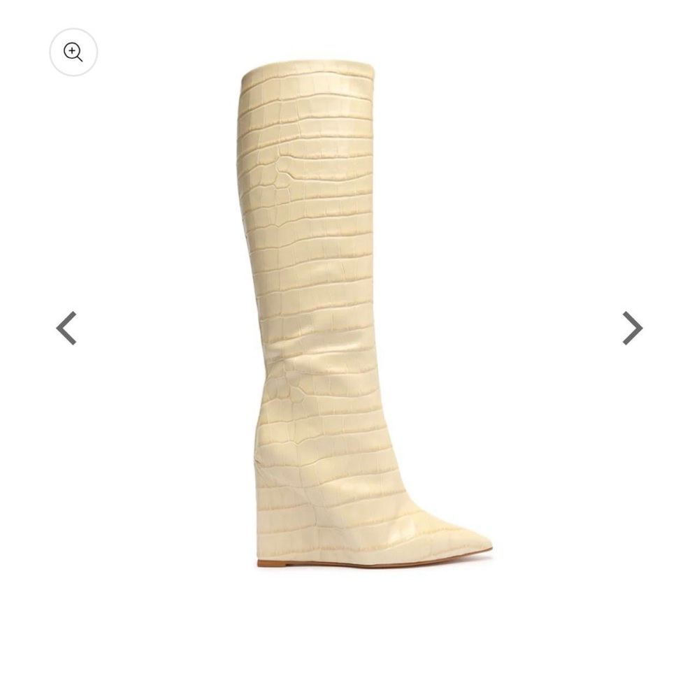 Schutz Asya Up Crocodile style boots; Off white colored leather